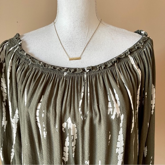 KNOX ROSE | Olive Green Off-Shoulder Boho Top Sz M - Picture 2 of 8